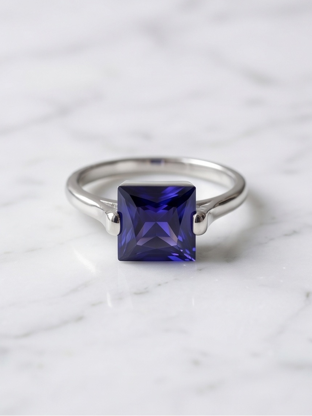 Princess Cut 1-1/2 Carat Lab Deep Purple Hue Ring 6 Silver Tone NEW - Picture 4 of 9